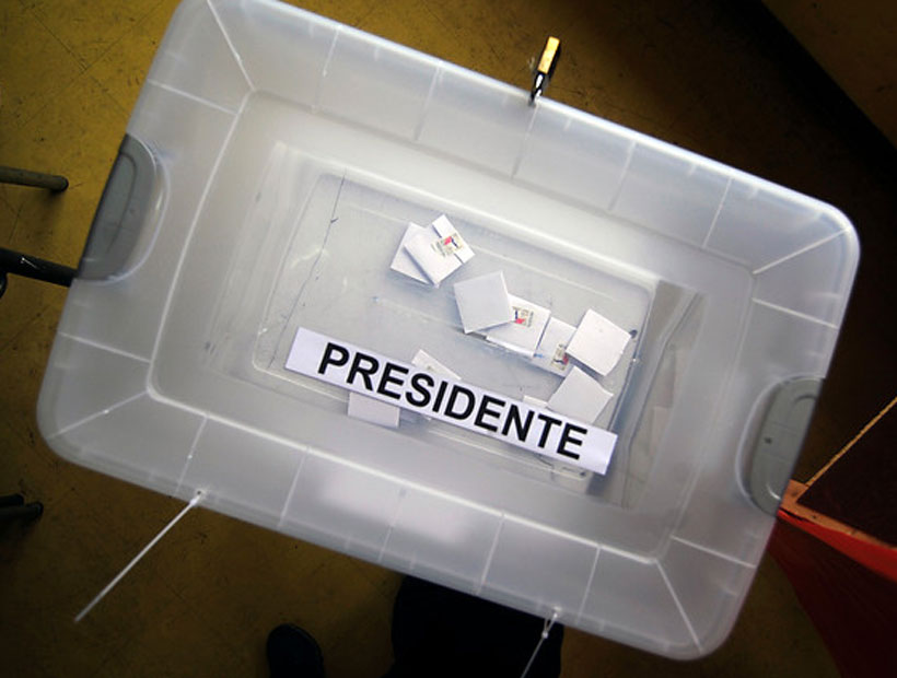 Más de 21 mil chilenos que viven en extranjero podrán votar en las primarias