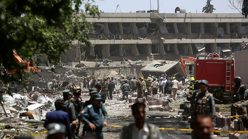 Al menos 80 muertos y 350 heridos en un atentado con coche bomba en Kabul
