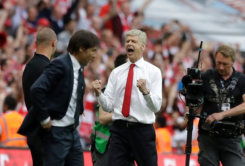 Arsene Wenger renovó con el Arsenal por dos años más