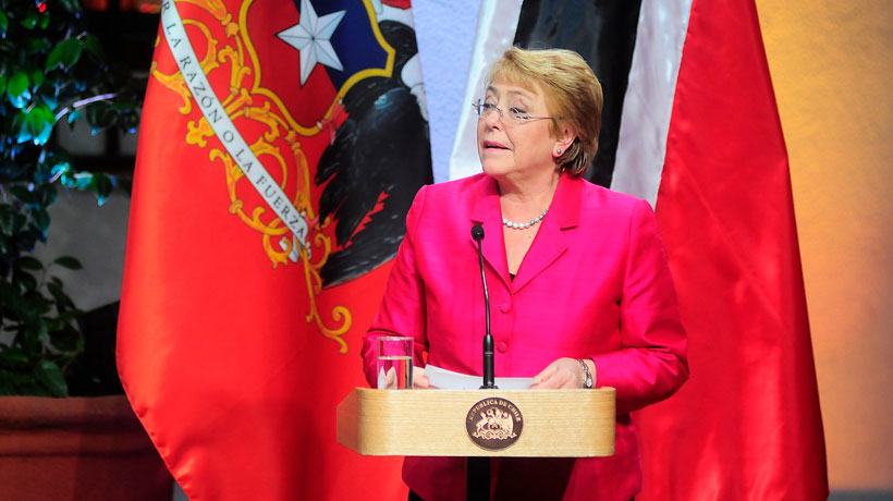 Adimark: Bachelet llegó a su mejor aprobación mensual de los últimos dos años