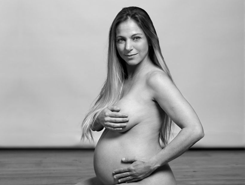 Mariana Derderián mostró su embarazo con un desnudo para la Revista Viernes