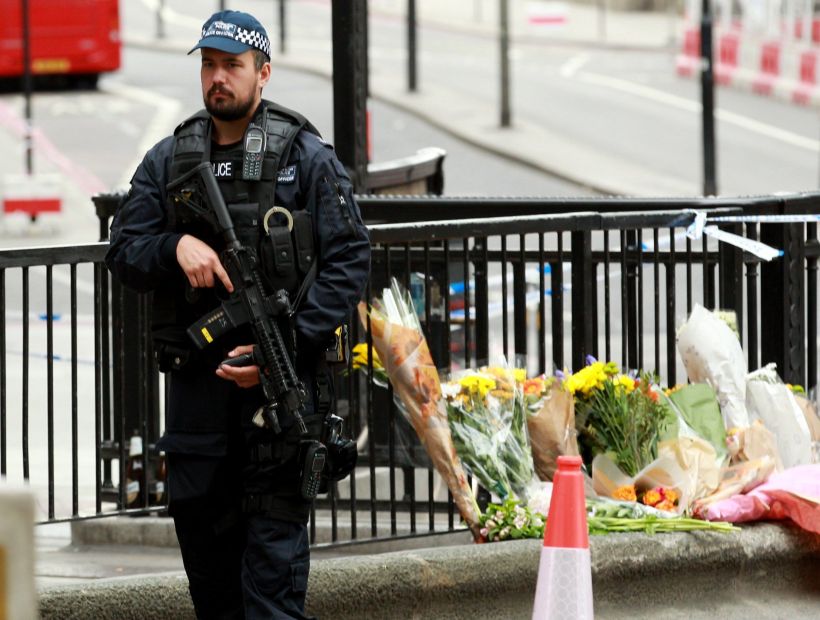 El Estado Islámico se atribuyó la autoría del atentado en Londres que dejó siete muertos
