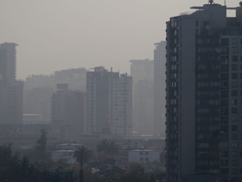 Intendencia Metropolitana decretó alerta ambiental para mañana en Santiago