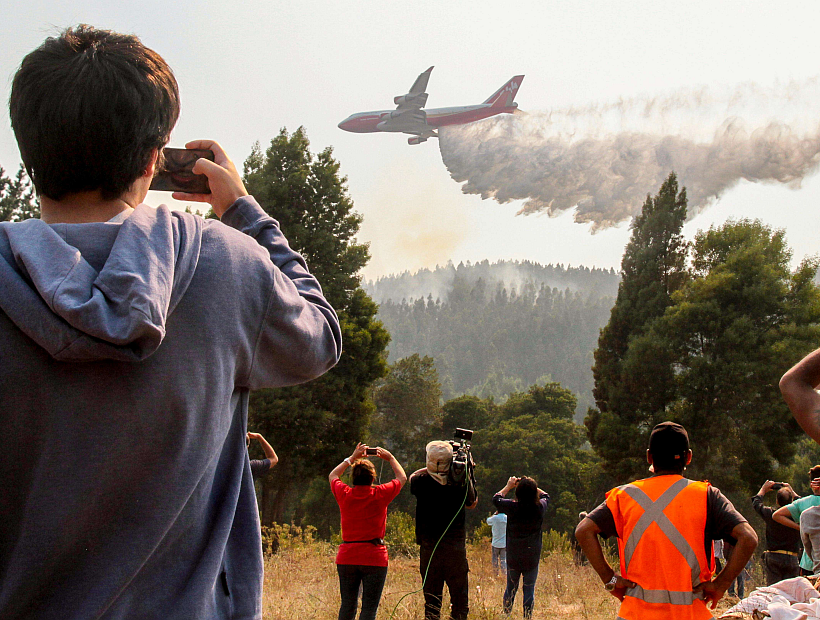 Senador Navarro por incendios forestales: “El problema no es el Supertanker es la Conaf” Senador Navarro por incendios forestales: “El problema no es el Supertanker es la Conaf”