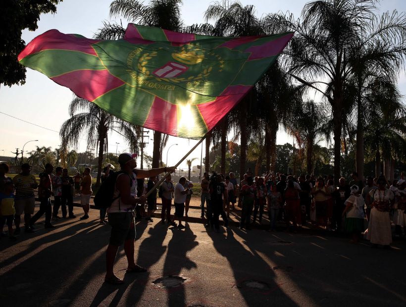 Protesta contra el fin de subsidios a escuelas de samba en Río atrajo a pocas personas