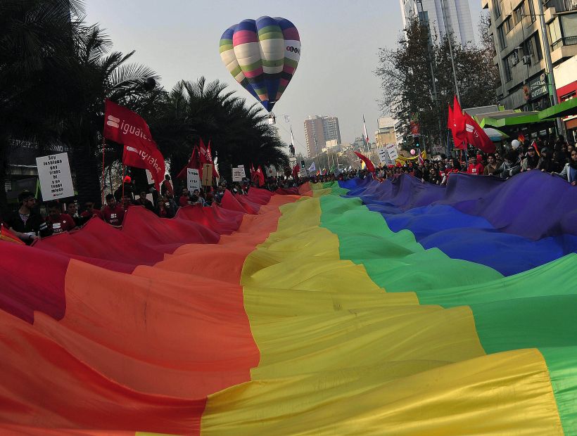 El Movilh convocó a marchar por ley identidad género y matrimonio igualitario