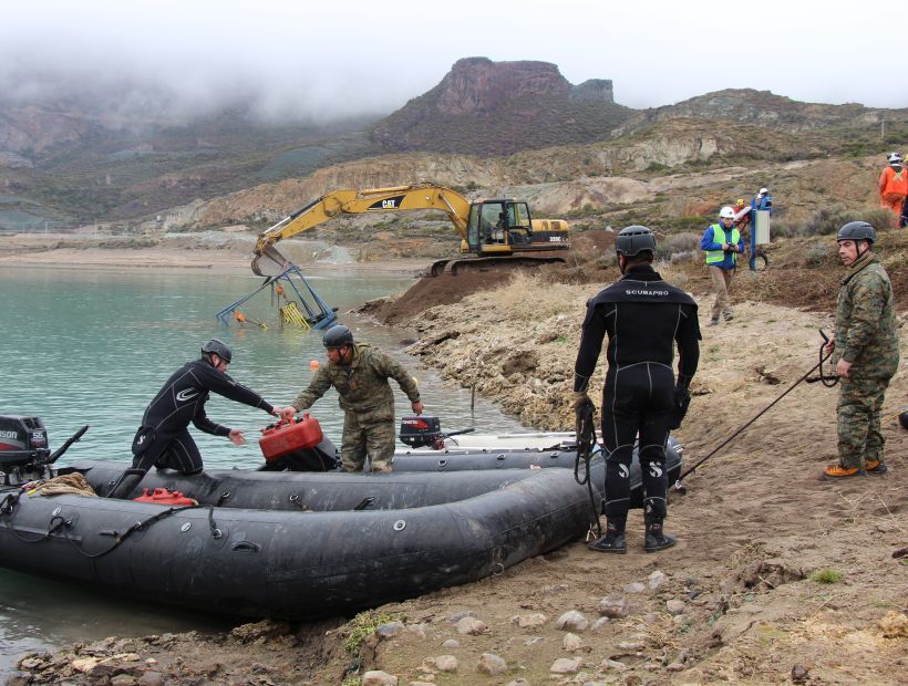 Equipo multidisciplinario continúa los trabajos de búsqueda de los mineros en Chile Chico