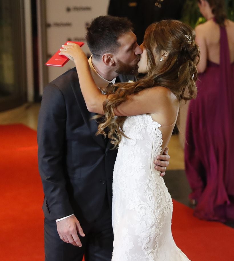[FOTOS] Lionel Messi se casó con Antonela Roccuzzo ante unos 260 invitados en Rosario