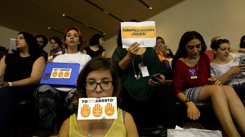 Condenan a 30 años de cárcel a mujer de El Salvador acusada de abortar: el embarazo fue producto de una violación