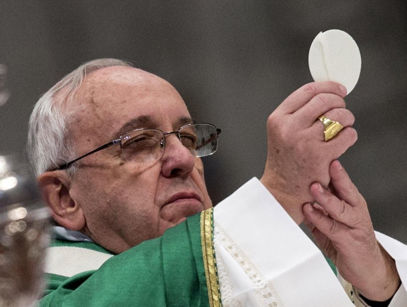 El Vaticano no permite comulgar con hostias sin gluten