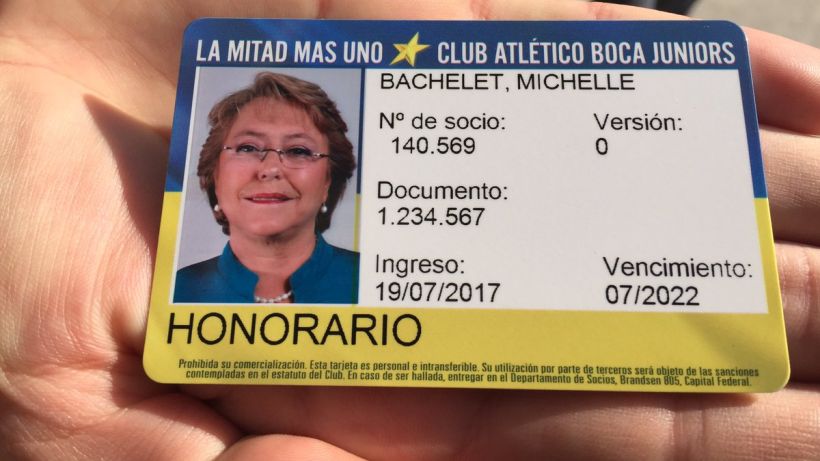 La Presidenta fue nombrada socia honoraria de Boca Juniors