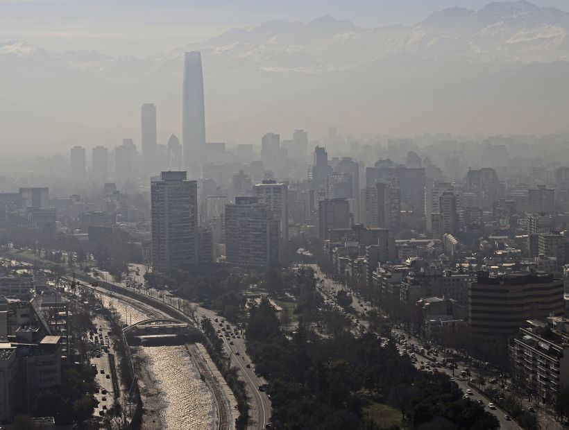 Intendencia extendió para mañana la alerta ambiental en Santiago