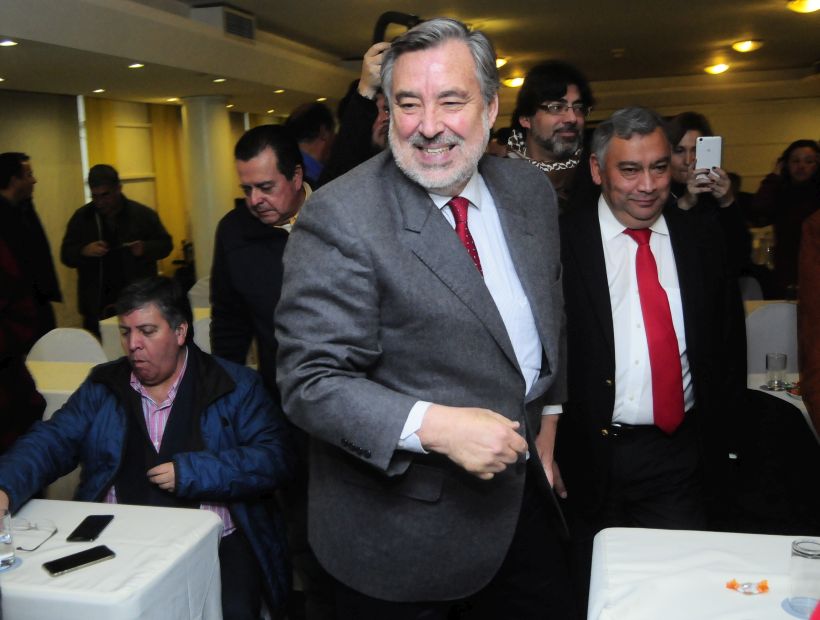 Alejandro Guillier inscribirá su candidatura presidencial el 4 de agosto
