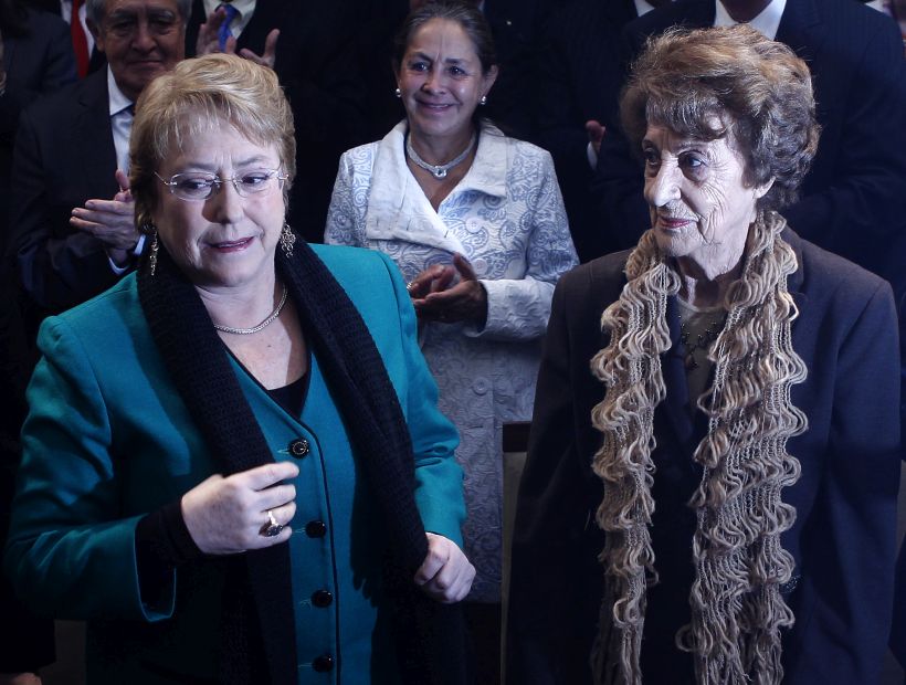 Madre de la Presidenta Bachelet firmará por la candidatura de Guillier