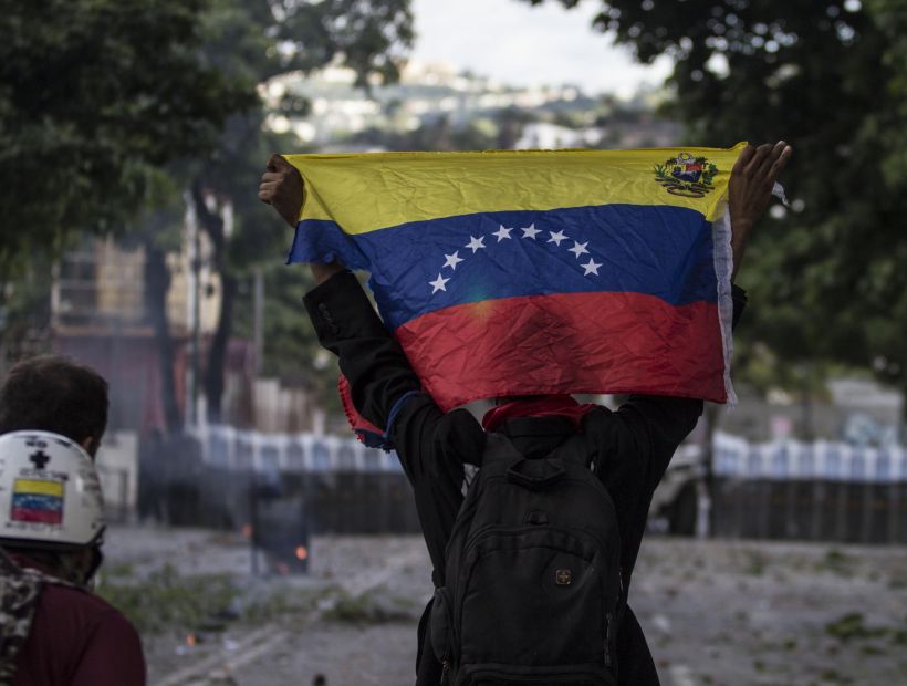 Denuncian una nueva detención de un chileno en las protestas en Venezuela