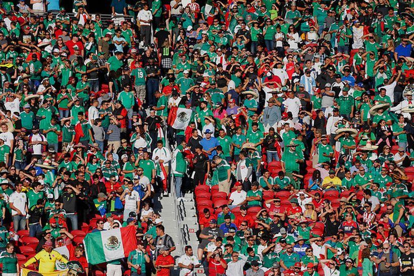 La FIFA vuelve a multar a México por grito homofóbico