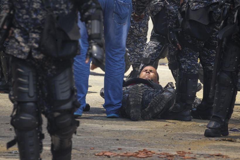 Constituyente en Venezuela: van cinco muertos y explosiones afectaron a la policía nacional