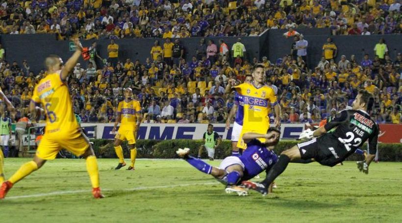 [VIDEO] Felipe Mora marcó su primer gol con la camiseta del Cruz Azul