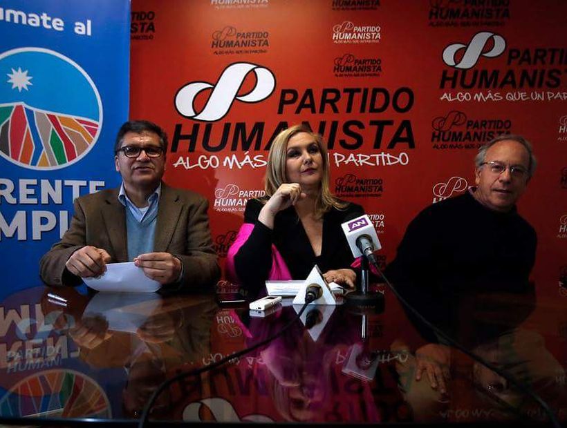 Partido Humanista oficializó la candidatura a diputada de Pamela Jiles
