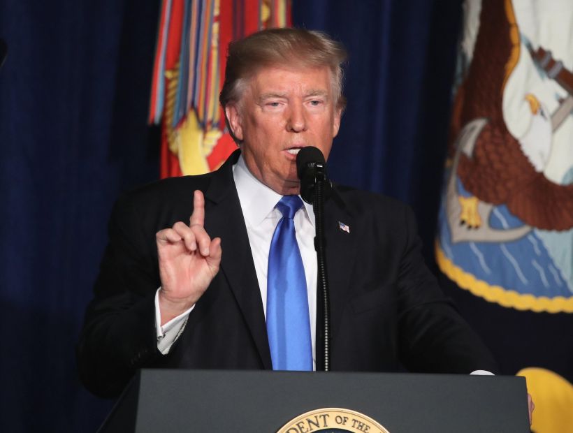 Trump abrió la puerta a un acuerdo político con los talibanes en Afganistán