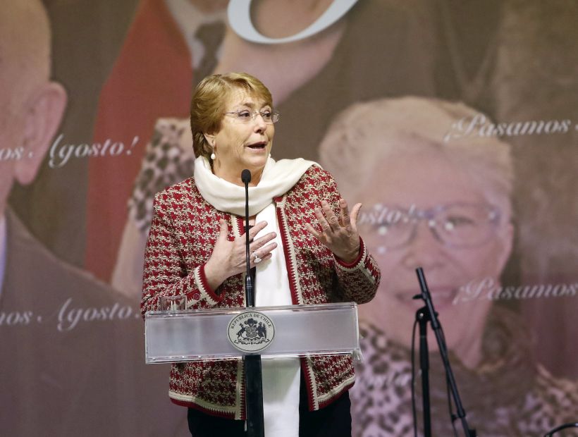 Bachelet firmará este lunes el proyecto de ley que tipifica la incitación a la violencia