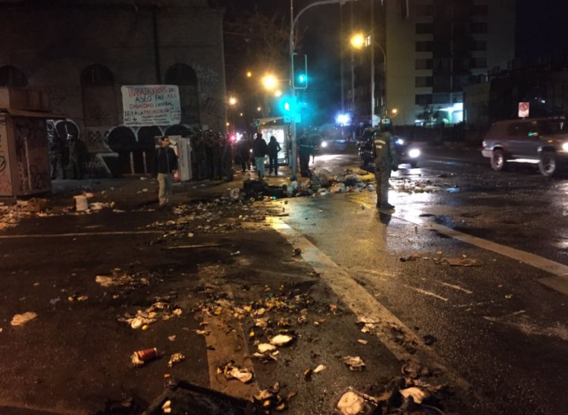Barricadas interrumpieron el tránsito en Santiago Centro y Providencia