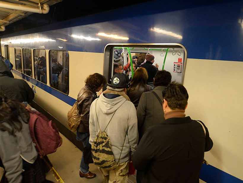 Metro funcionará hasta la medianoche durante estas Fiestas Patrias