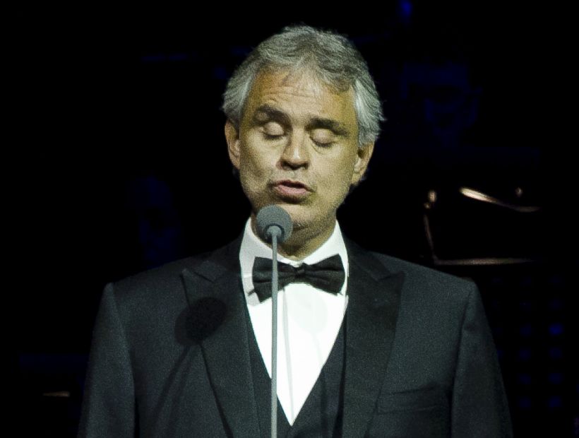 Andrea Bocelli fue hospitalizado en Italia tras caer de un caballo