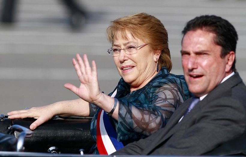 Abogado de reos de Punta Peuco entregará una carta a Bachelet en la Parada Militar