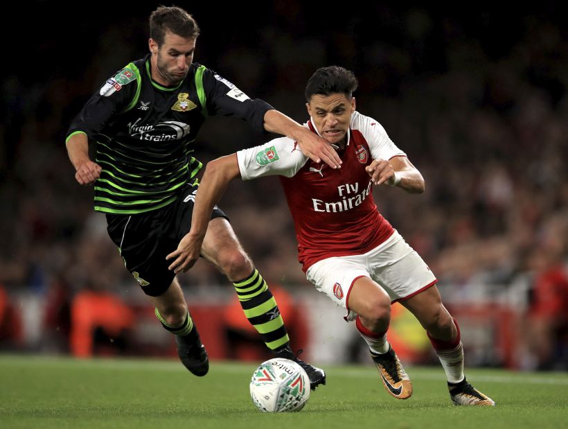 Copa de la Liga: Alexis Sánchez entregó notable asistencia en triunfo de Arsenal