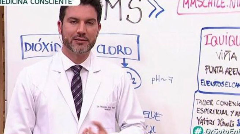 Doctor Soto cobra $ 60 mil por consulta y no se puede pagar por Fonasa ni Isapre