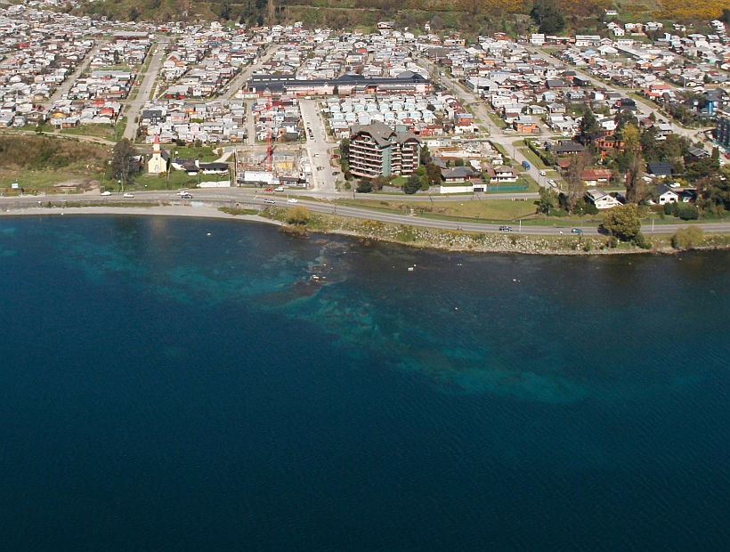 Tres ministros darán la cara por contaminación en el lago Llanquihue Tres ministros darán la cara por contaminación en el lago Llanquihue