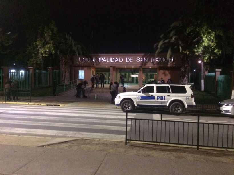 PDI allanó la Municipalidad de San Ramón tras denuncia de presunto vínculo con el narcotráfico