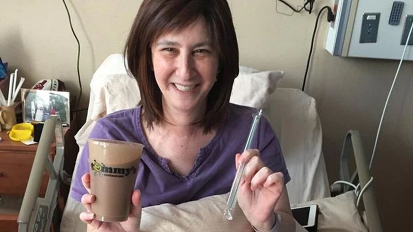 Mujer con enfermedad terminal obtuvo sus últimos deseos: un sombrero y un batido