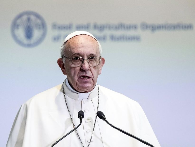 Los candidatos presidenciales opinaron sobre el costo de la venida del Papa a Chile
