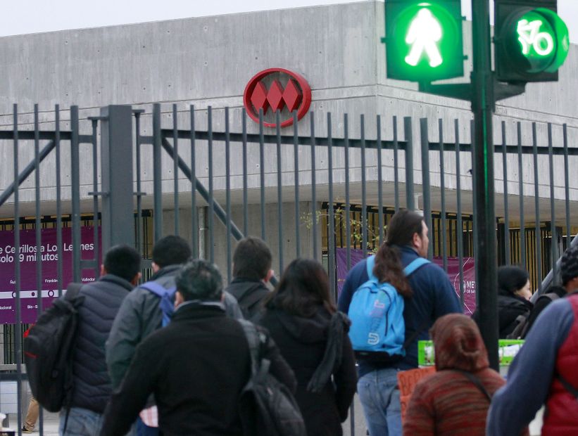Metro de Santiago, Merval y Biotren serán gratuitos el día de las elecciones