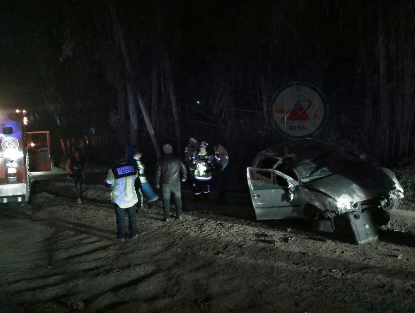 El Tabo: una mujer resultó lesionada en el volcamiento de un automóvil ...