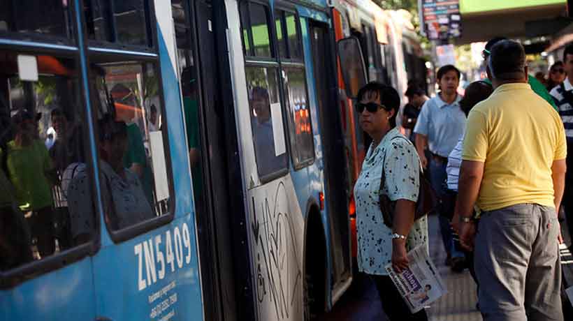 Bus de Transantiago al Aeropuerto debutará con la visita del Papa Francisco