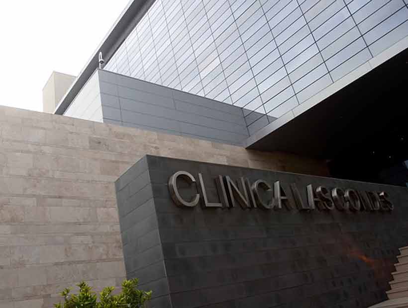 Echaron a jefe de oncología de la Clínica Las Condes por supuesto abuso sexual a paciente