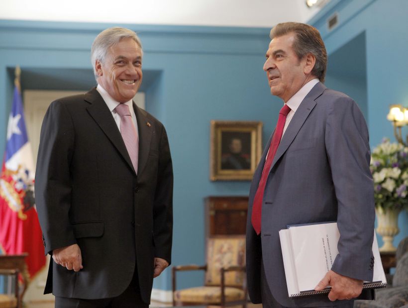 Piñera visitó a Eduardo Frei en la clínica tras su operación de urgencia