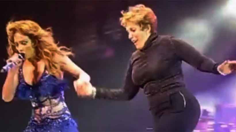 Mamá de Jennifer Lopez se robó las miradas en show de Las Vegas