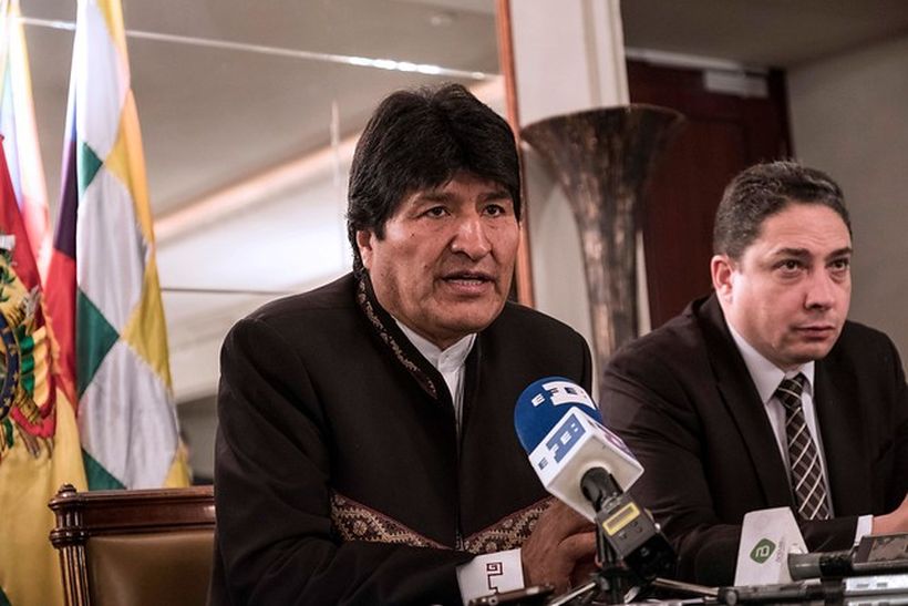 Evo Morales buscará reencuentro con Piñera pese a dilación en el tema del mar