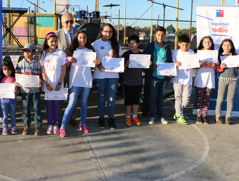 Brindan apoyo psicosocial a niños y adolescentes de la población Quinto