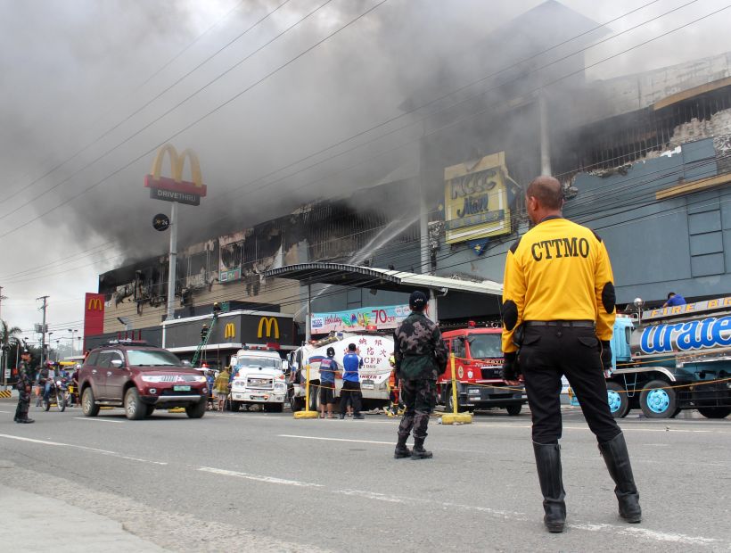 Filipinas: al menos 37 personas murieron tras incendio en un centro comercial