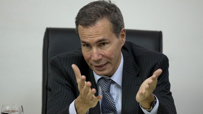 Procesan a colaborador de Nisman en causa por muerte del fiscal argentino