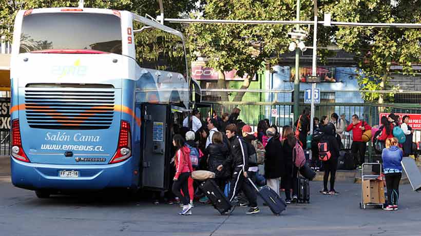 Detectaron diferencias de hasta 244% en pasajes de buses previo a fin de año