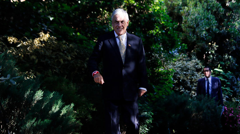 Piñera sumaría a independientes que trabajaron en su programa a su primer gabinete