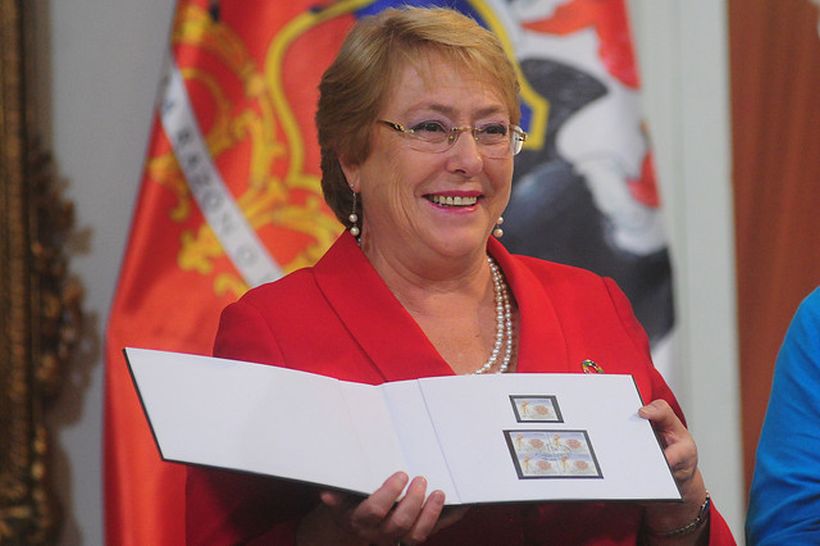 Correos de Chile lanzó sello postal conmemorativo por visita del Papa
