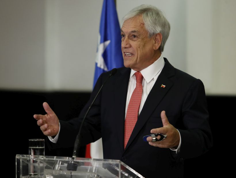Piñera pidió sanciones para economista jefe del BM que se retrató de sus dichos sobre el ranking de competitividad
