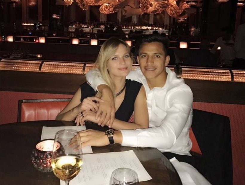 Mayte Rodríguez y Alexis Sánchez vivirán juntos en Manchester
